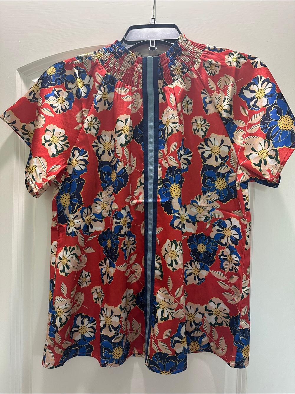 THML Red Floral Short-Sleeve Blouse with Navy Center Trim